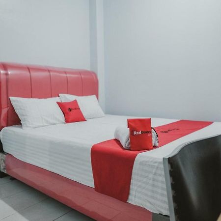 Reddoorz @ Jalan Pemuda Medan Otel Dış mekan fotoğraf