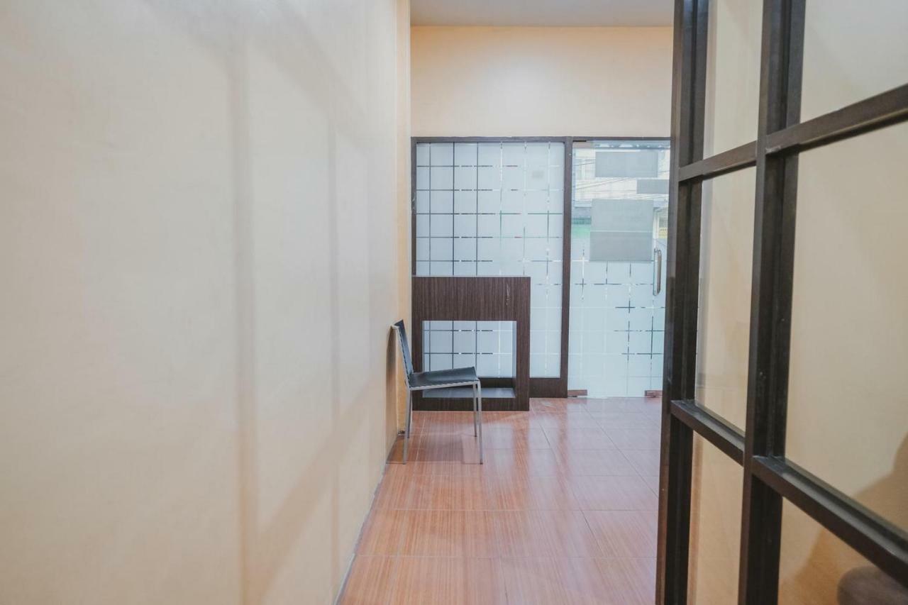 Reddoorz @ Jalan Pemuda Medan Otel Dış mekan fotoğraf